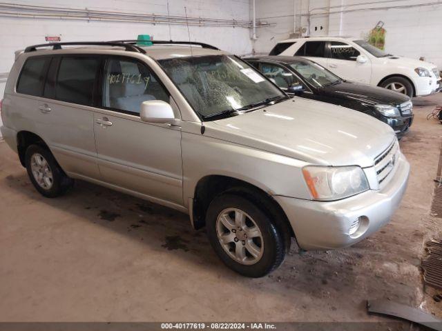  Salvage Toyota Highlander