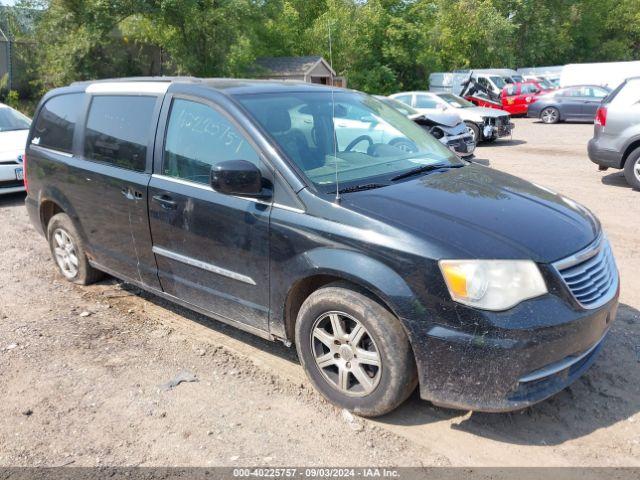  Salvage Chrysler Town & Country