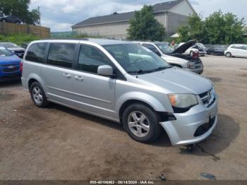  Salvage Dodge Grand Caravan