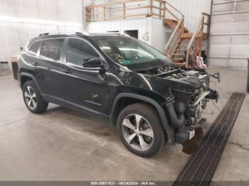  Salvage Jeep Cherokee