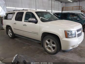  Salvage Chevrolet Suburban 1500