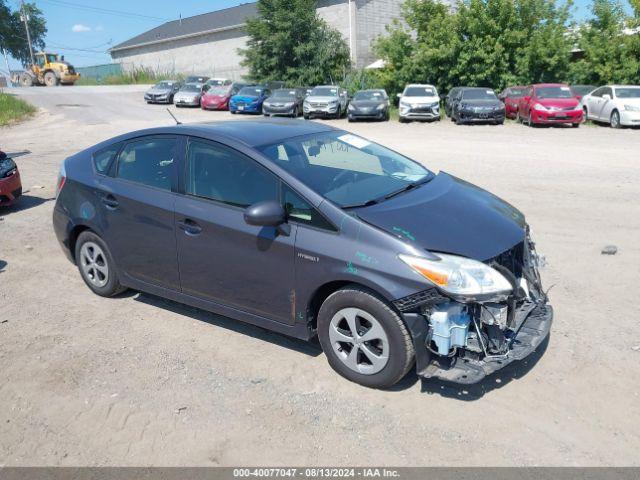  Salvage Toyota Prius