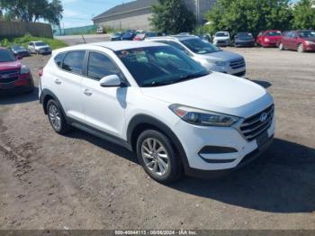  Salvage Hyundai TUCSON