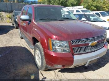  Salvage Chevrolet Avalanche 1500