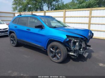  Salvage Jeep Cherokee