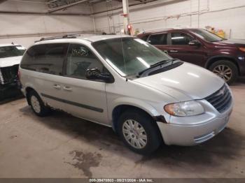  Salvage Chrysler Town & Country