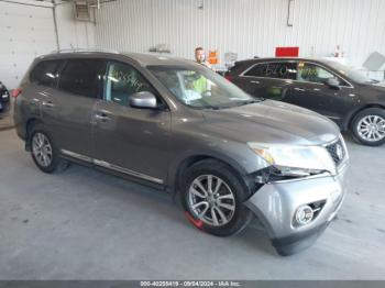  Salvage Nissan Pathfinder