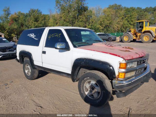  Salvage Chevrolet Tahoe