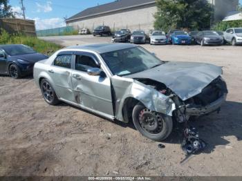  Salvage Chrysler 300c