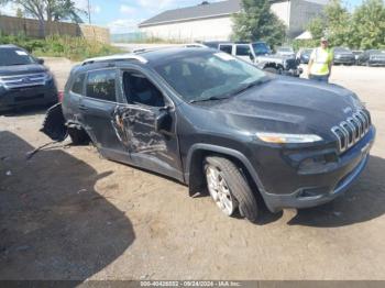  Salvage Jeep Cherokee