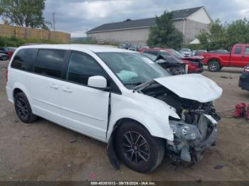  Salvage Dodge Grand Caravan