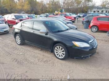  Salvage Chrysler 200