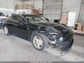  Salvage Porsche Panamera