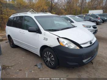  Salvage Toyota Sienna