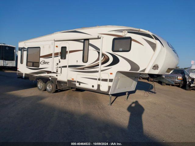  Salvage Keystone Cougar 5th Wheel Travel T