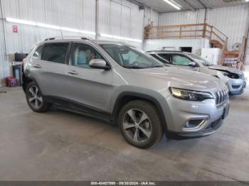  Salvage Jeep Cherokee