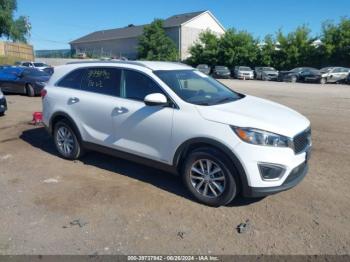  Salvage Kia Sorento