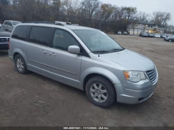  Salvage Chrysler Town & Country