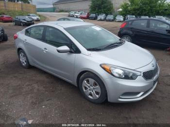  Salvage Kia Forte