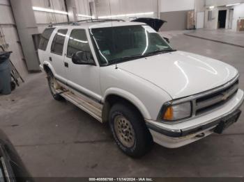  Salvage Chevrolet Blazer