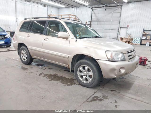  Salvage Toyota Highlander