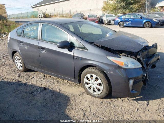  Salvage Toyota Prius