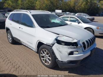  Salvage Jeep Cherokee