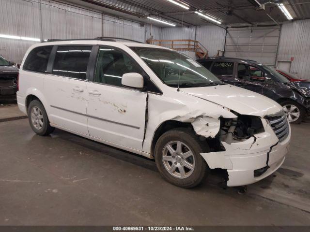  Salvage Chrysler Town & Country