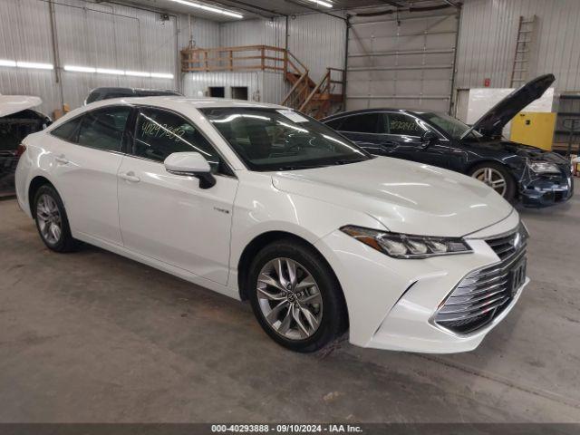  Salvage Toyota Avalon