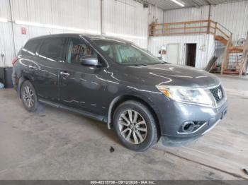  Salvage Nissan Pathfinder