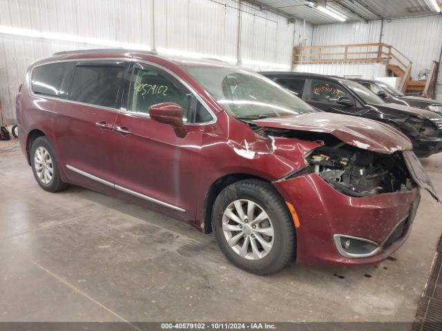  Salvage Chrysler Pacifica