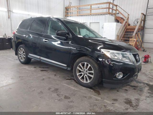  Salvage Nissan Pathfinder