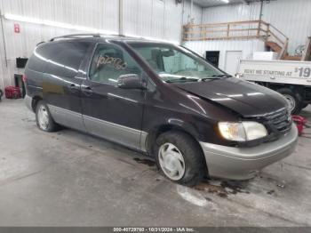  Salvage Toyota Sienna