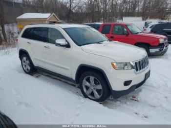  Salvage Jeep Grand Cherokee