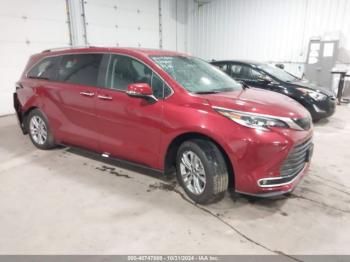  Salvage Toyota Sienna