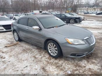  Salvage Chrysler 200