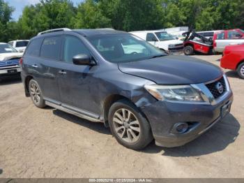  Salvage Nissan Pathfinder