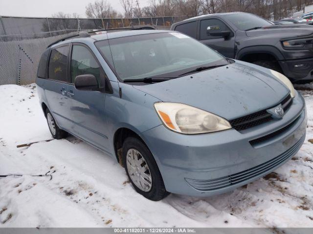  Salvage Toyota Sienna