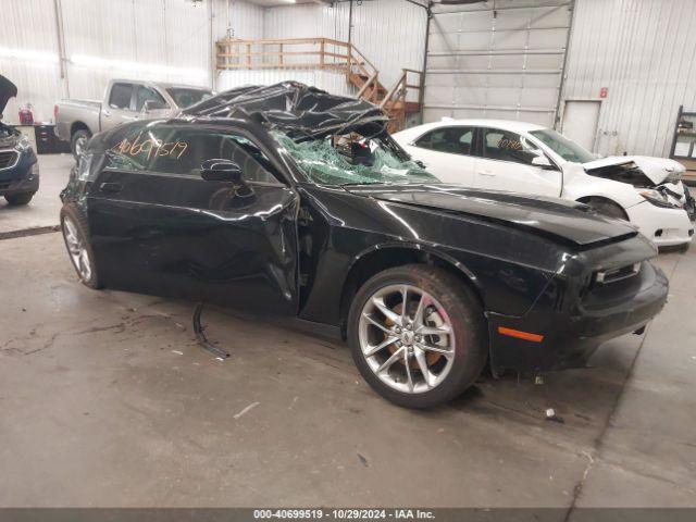  Salvage Dodge Challenger