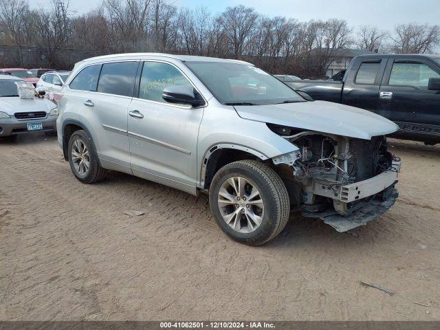  Salvage Toyota Highlander