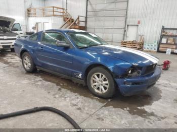  Salvage Ford Mustang