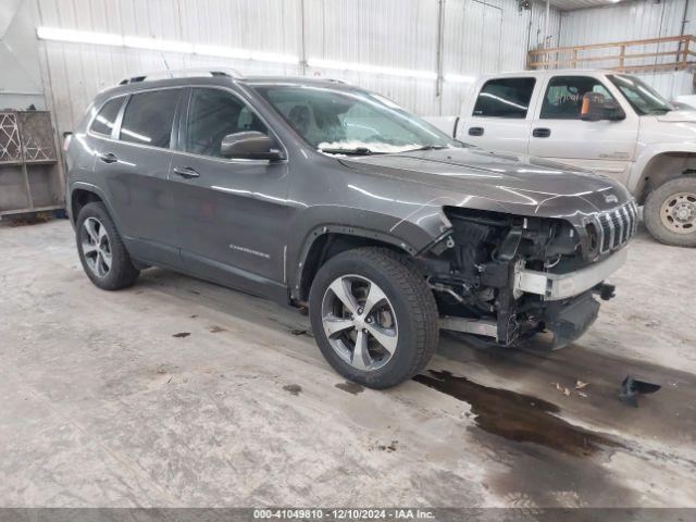  Salvage Jeep Cherokee