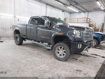  Salvage General Motors Sierra 3500HD