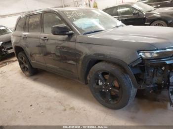  Salvage Jeep Grand Cherokee