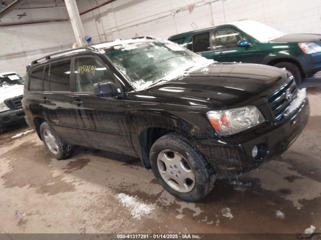  Salvage Toyota Highlander