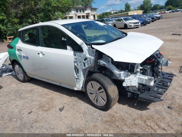  Salvage Nissan LEAF