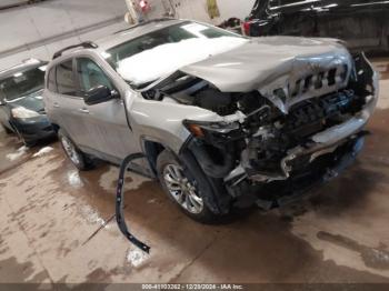  Salvage Jeep Cherokee