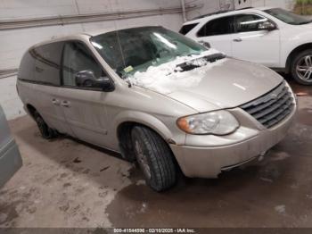  Salvage Chrysler Town & Country