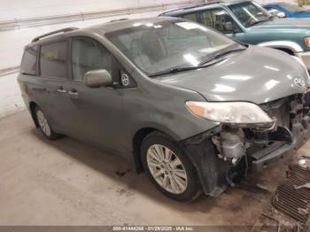  Salvage Toyota Sienna