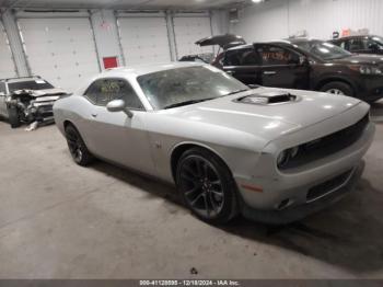  Salvage Dodge Challenger